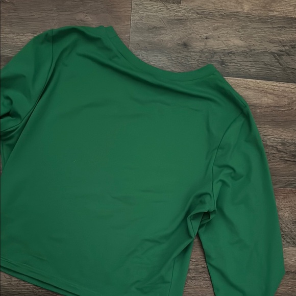 Green Long Sleeve Women's Top - Picture 3 of 3